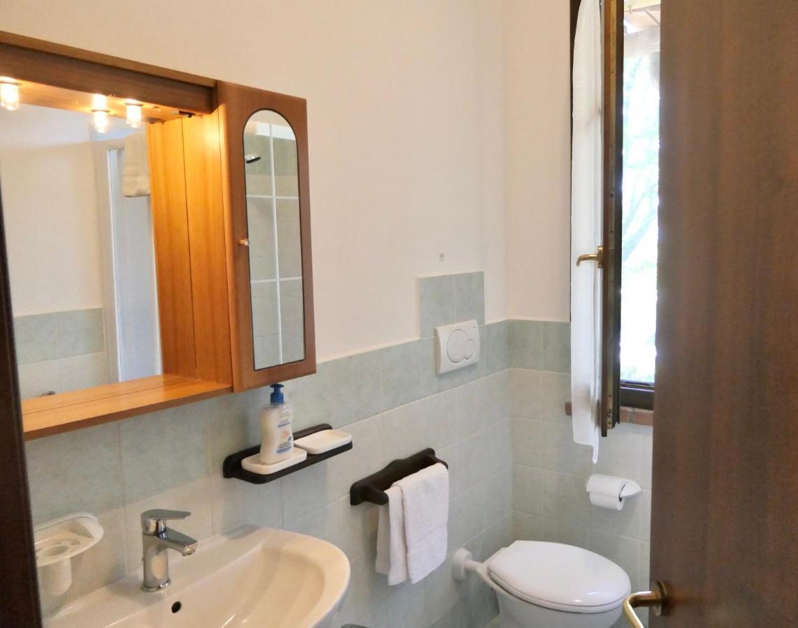 Chalet Elena In Montescudaio, Ground Floor With Fenced Garden المظهر الخارجي الصورة