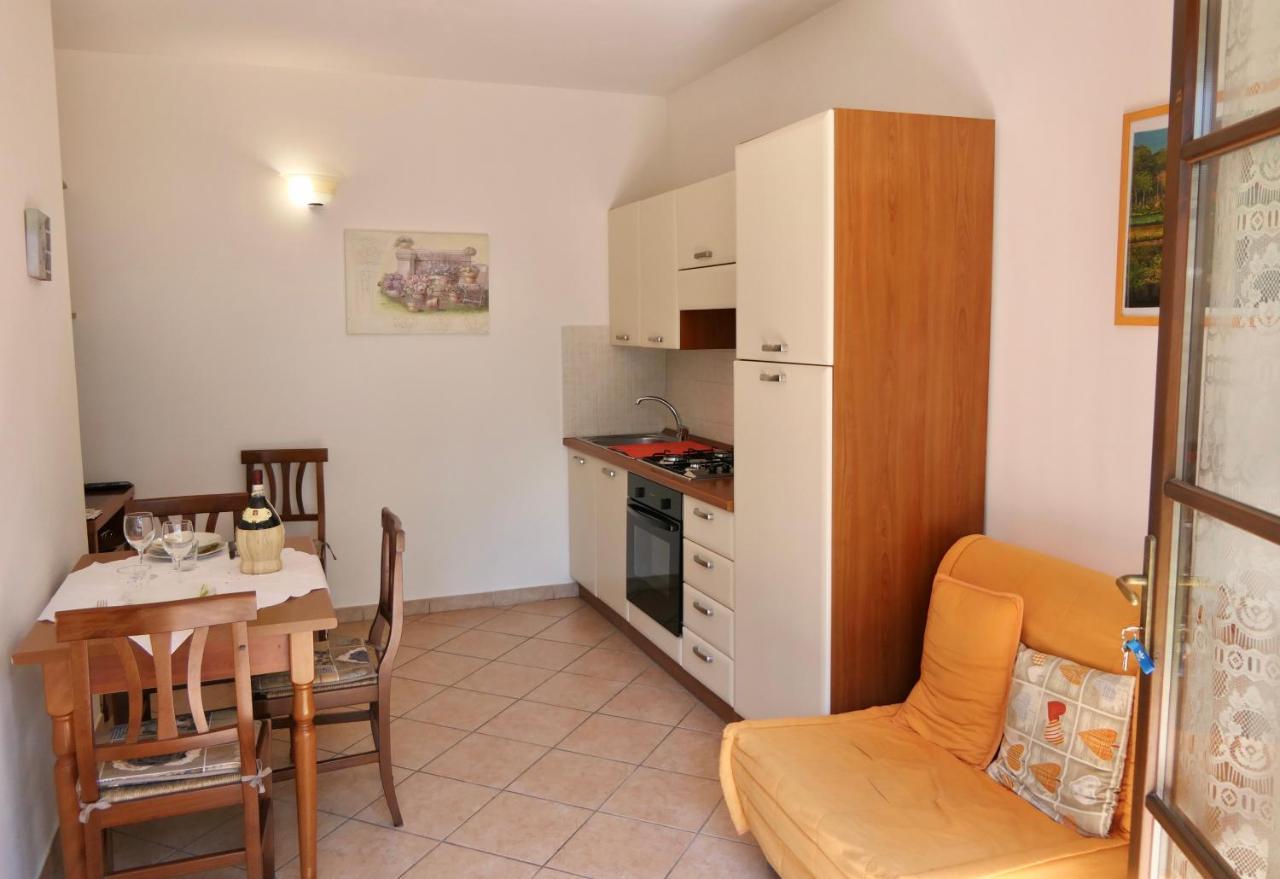 Chalet Elena In Montescudaio, Ground Floor With Fenced Garden المظهر الخارجي الصورة